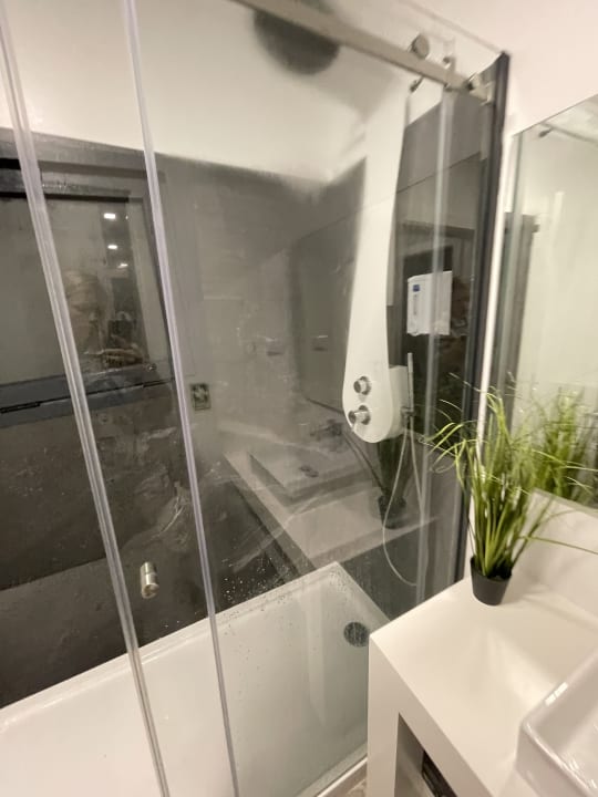 Zimmer Ocean Cliff Apartment