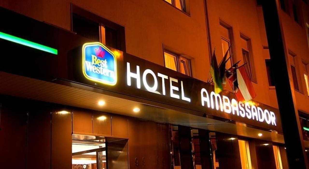 Außenansicht Best Western Ambassador Hotel