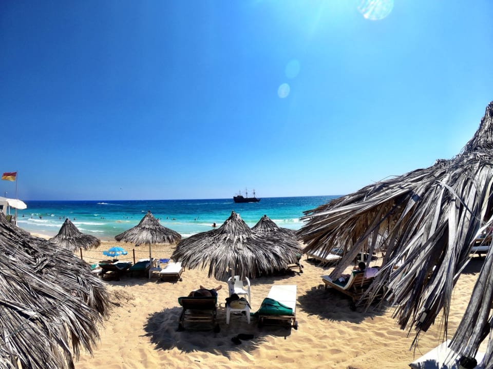 Strand Hotel Grecian Bay