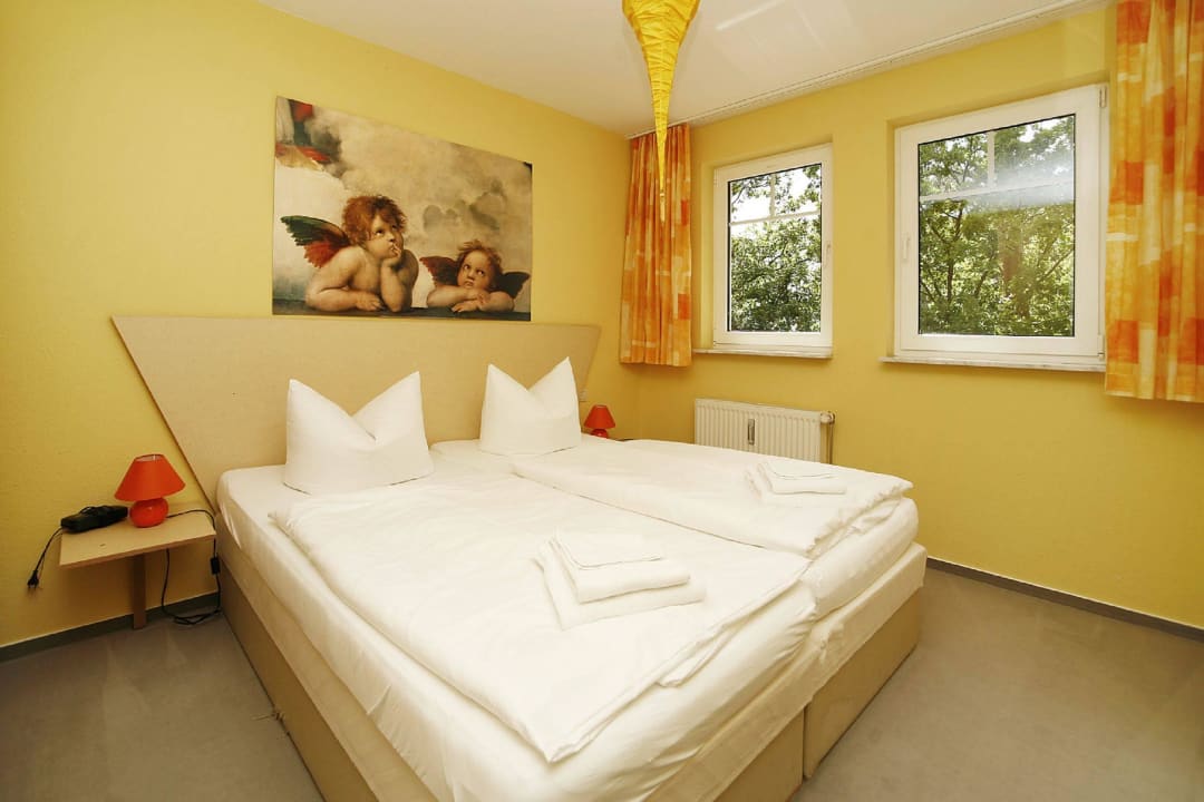 Schlafzimmer Villa Störtebeker Ferienwohnungen Paradies Rügen