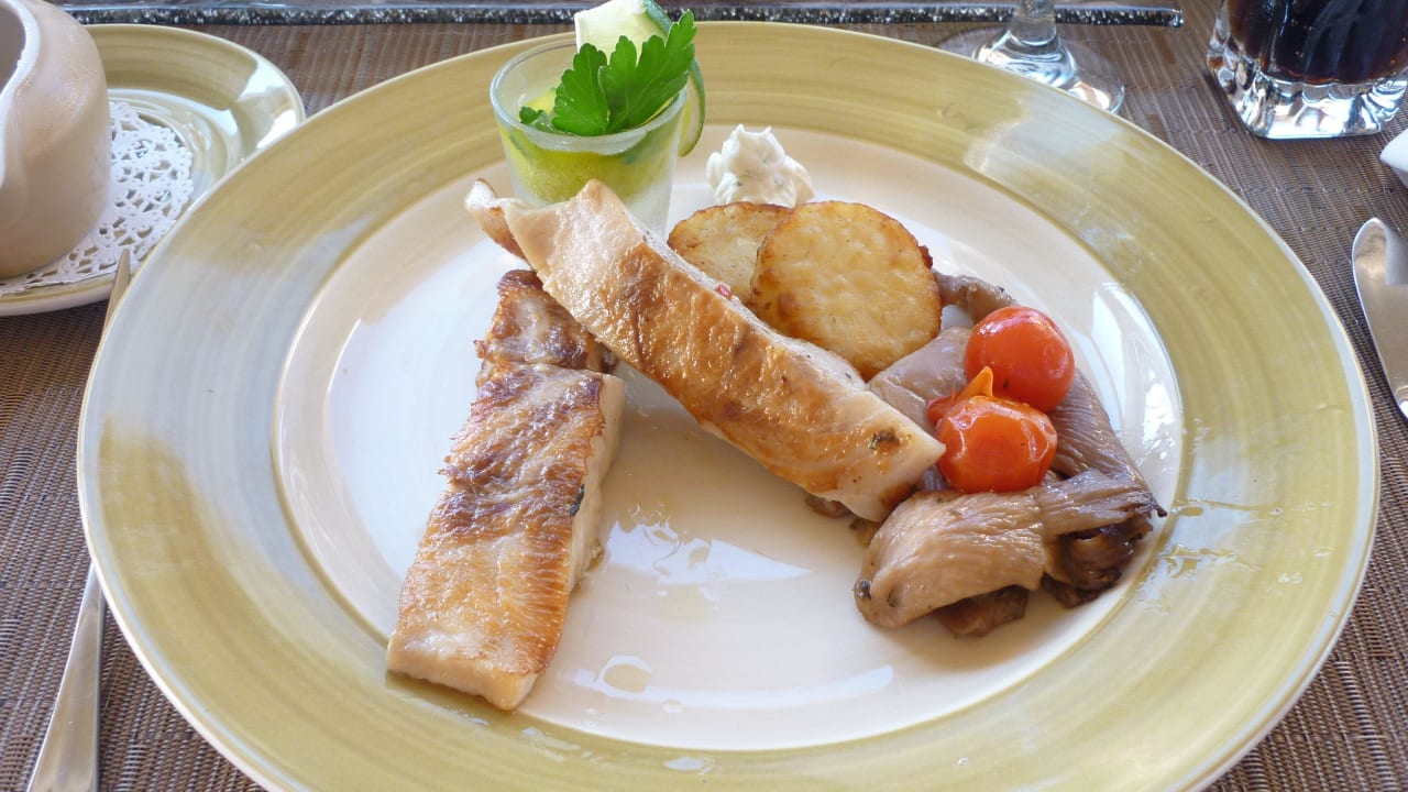 A la Card Restaurant Cactus Royal