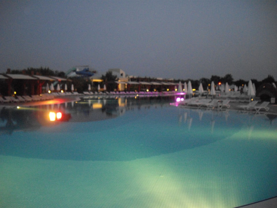 Pool Hotel Baia Lara