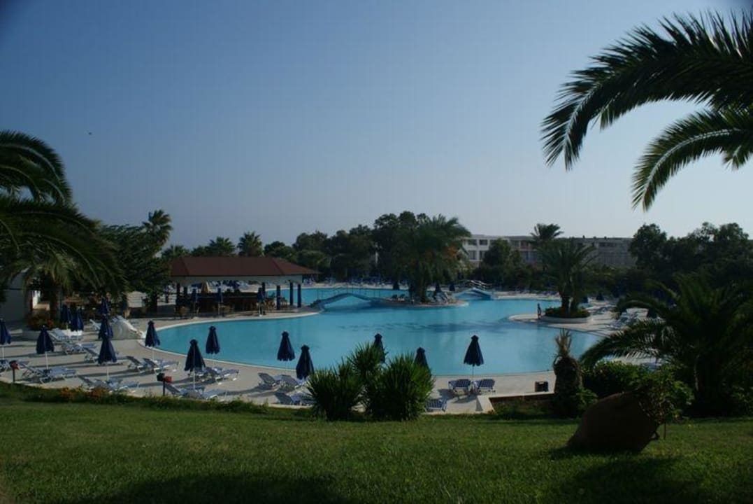 Poolanlage Kresten Palace Hotel