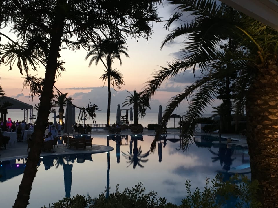 Pool ROBINSON KYLLINI BEACH