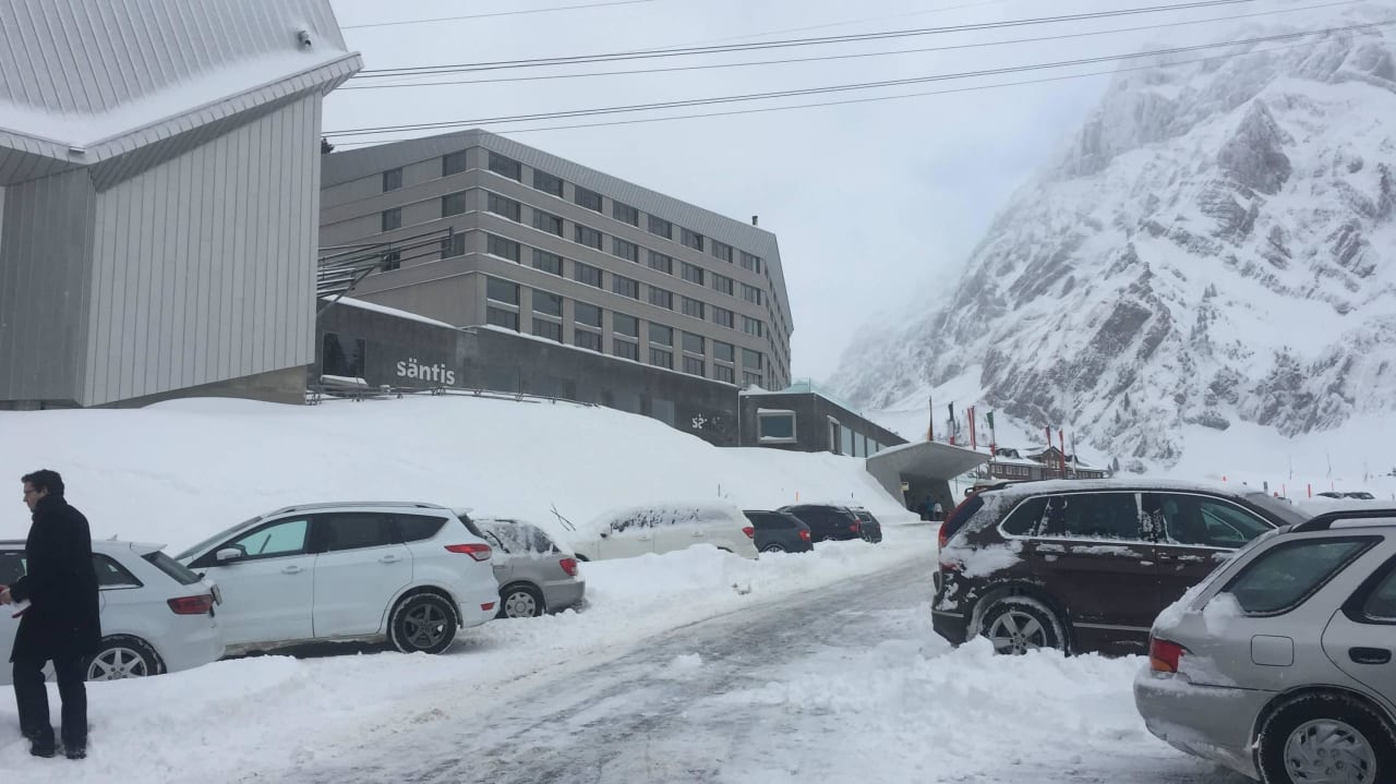 Hotel im Winter Säntis - das Hotel