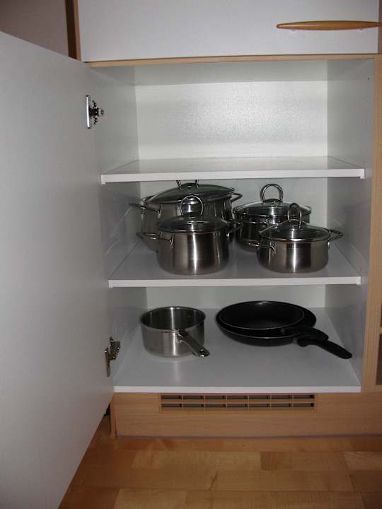 Küche - Töpfe und Pfanne Fewo 2.5 Haus Arkonablick