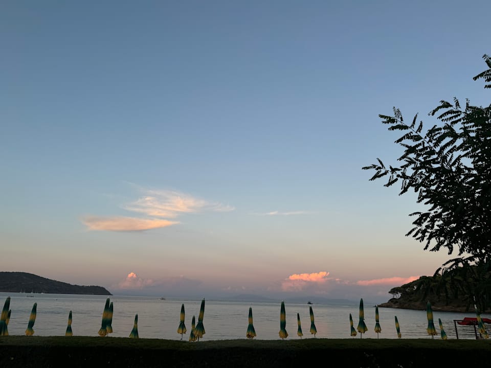 Strand Hotel Le Acacie