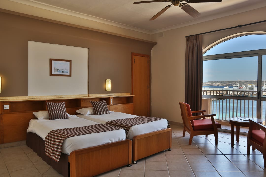 Zimmer Paradise Bay Resort Hotel