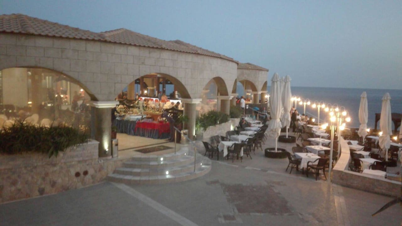Restaurant Hotel Kalithea Horizon Royal