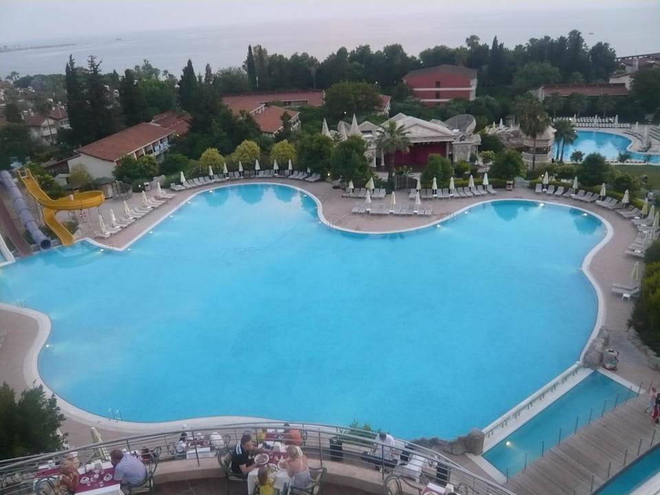 Großer Pool Horus Paradise Luxury Resort & Club