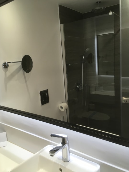 Zimmer Crystal Springs Beach Hotel