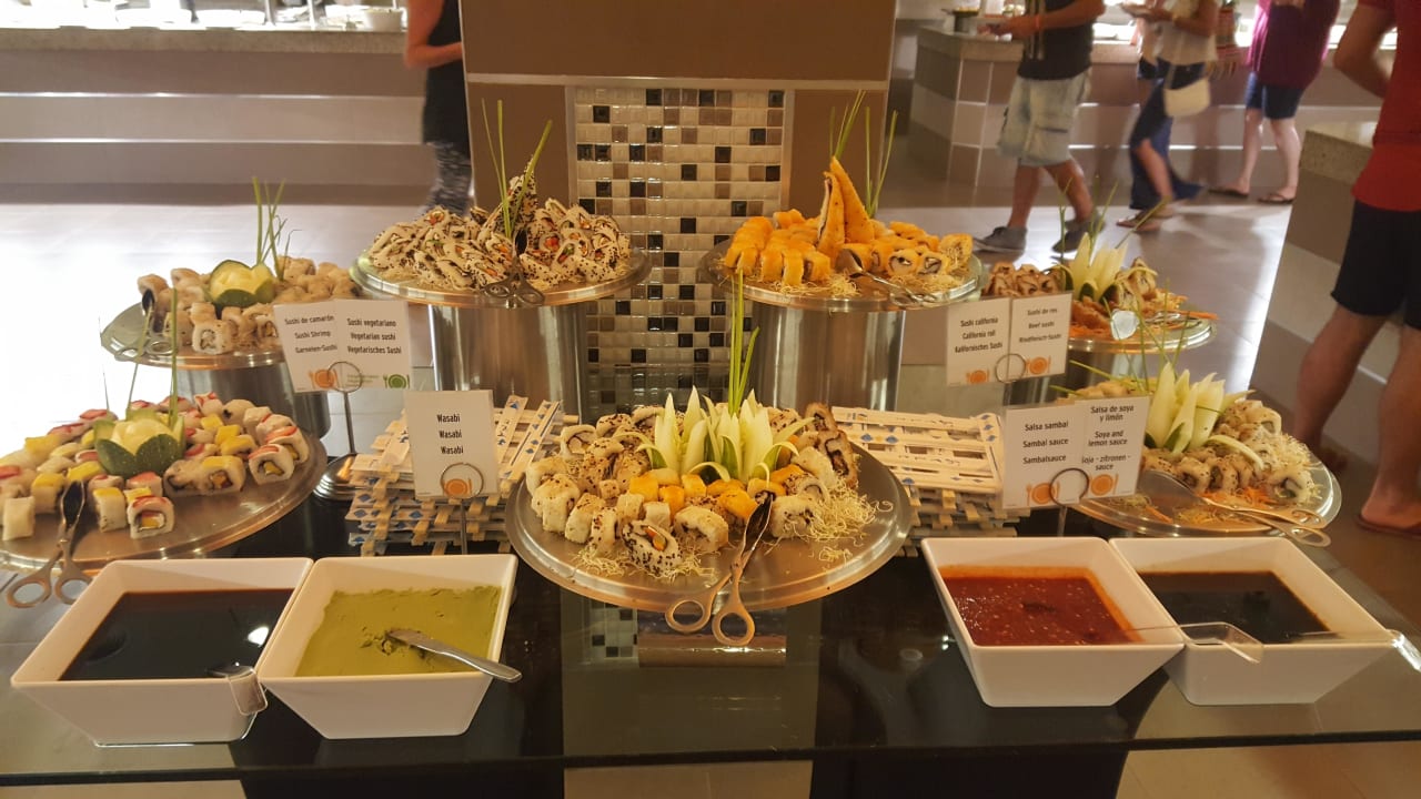 Essen  Hotel Riu Playacar