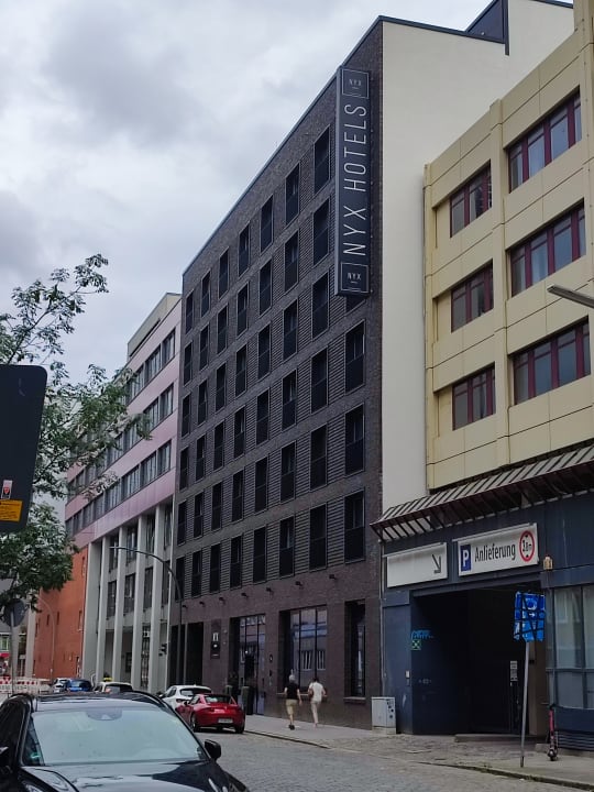 Außenansicht NYX Hotel Hamburg