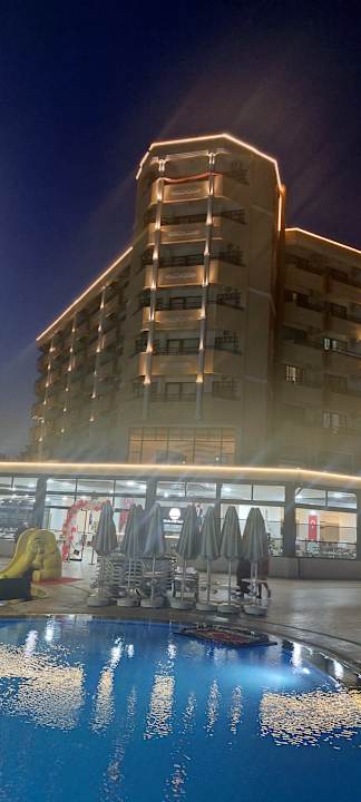 Außenansicht Hotel The Holiday Resort