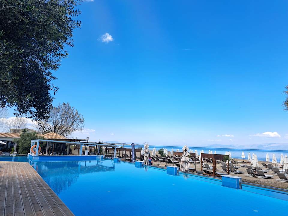 Pool Cavomarina Beach- Adults Only