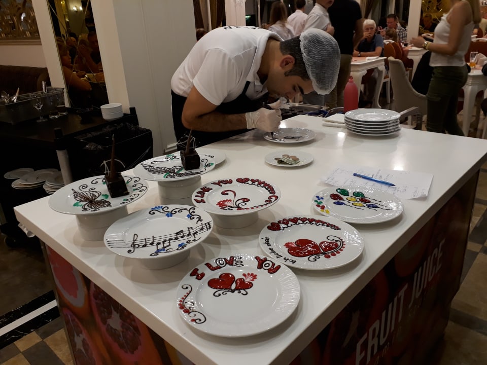 Gastro Side Royal Palace Hotel & Spa