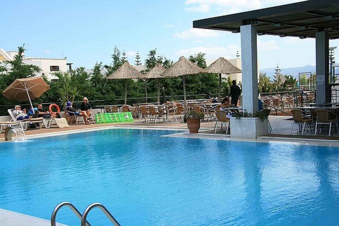 Obere Poolanlage Arminda Hotel and SPA