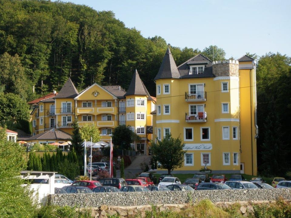 Hotel von vorne Schlössl Hotel Kindl