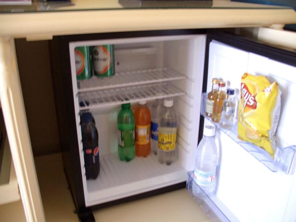 Aufgefüllte Minibar Bahia Principe Luxury Esmeralda