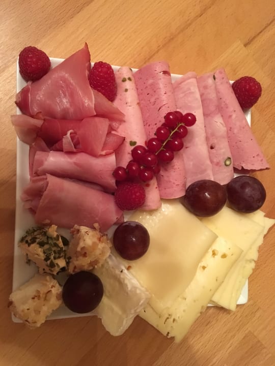 Gastro Pension Taunusblick Ferienwohnung und Apartment