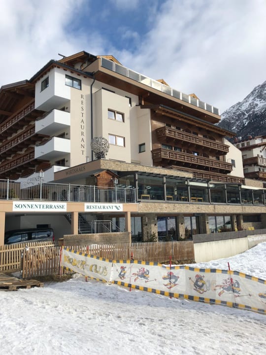 Außenansicht Alpengasthof Grüner