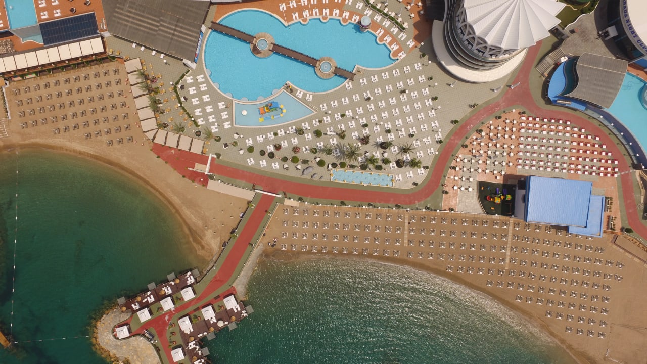 Pool Granada Luxury Okurcalar