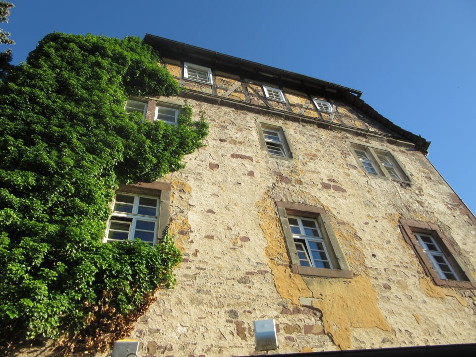 Außenansicht Burghotel Trendelburg
