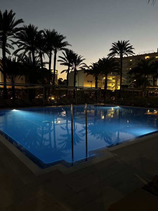 Pool Hotel Riu Palace Palmeras