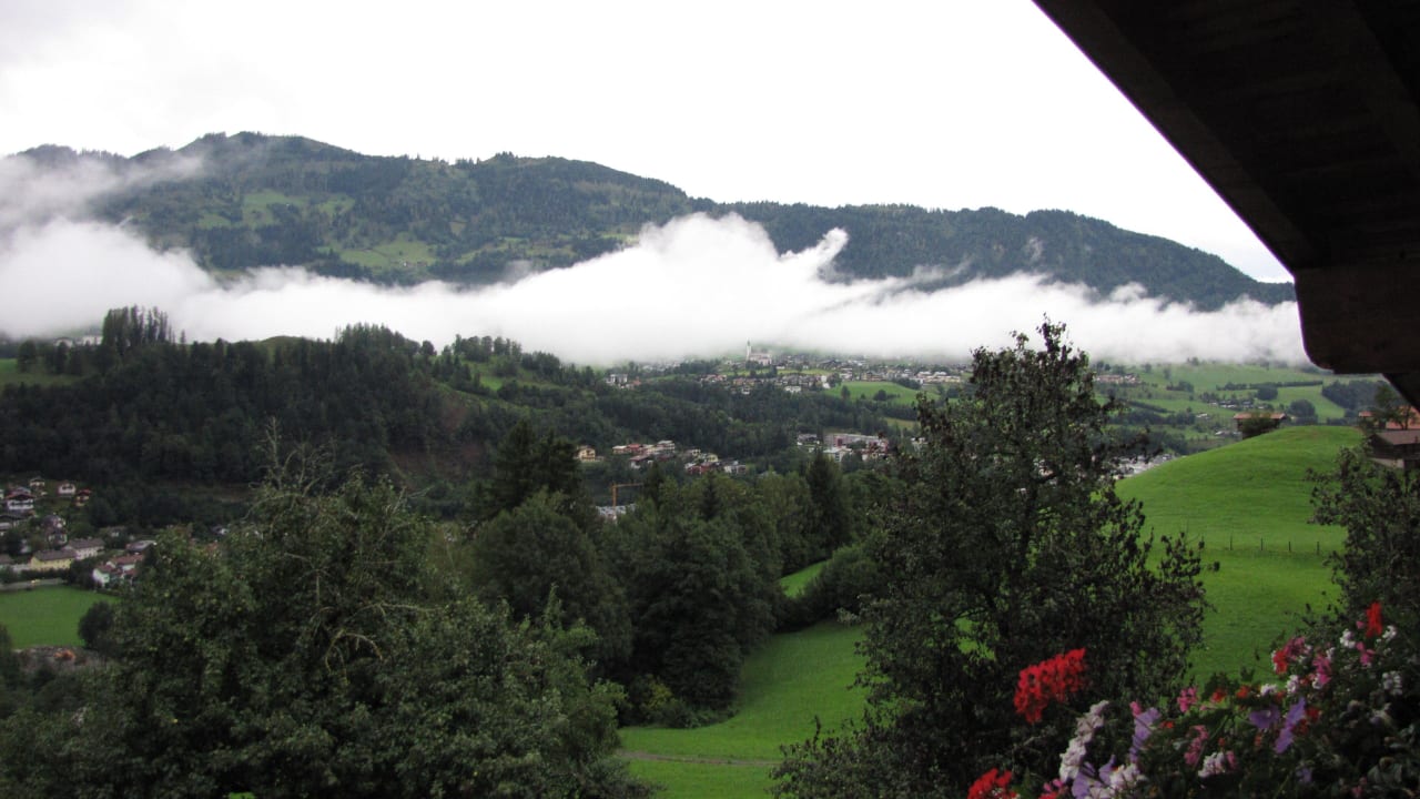 Schwarzach in den Wolken Urlaub am Bauernhof Ferienparadies Taxen