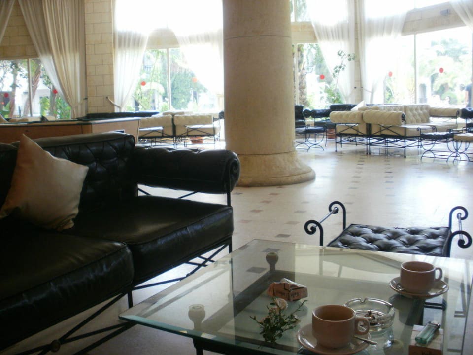 Bar v hotelu Palmyra Golden Beach