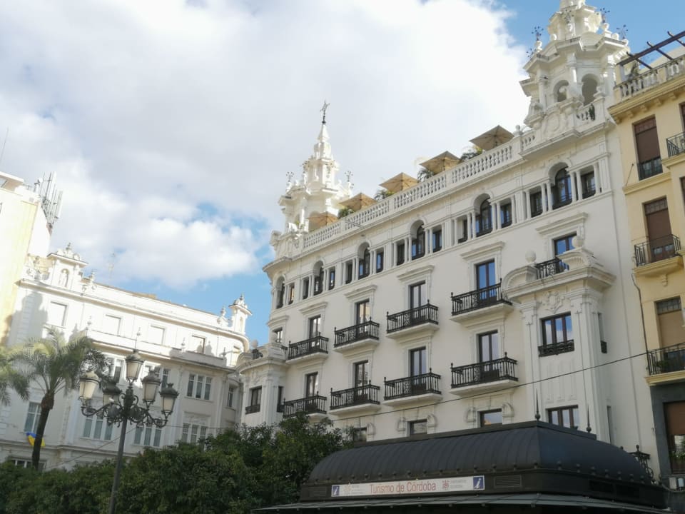 Außenansicht H10 Palacio Colomera