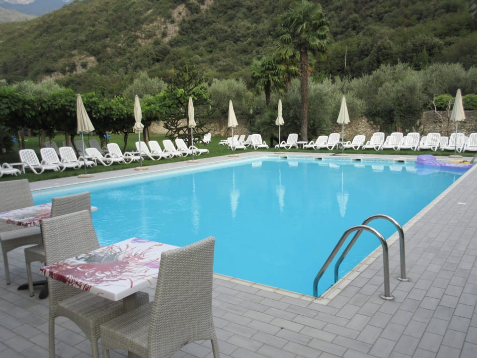 Poolanlage AktivHotel SantaLucia