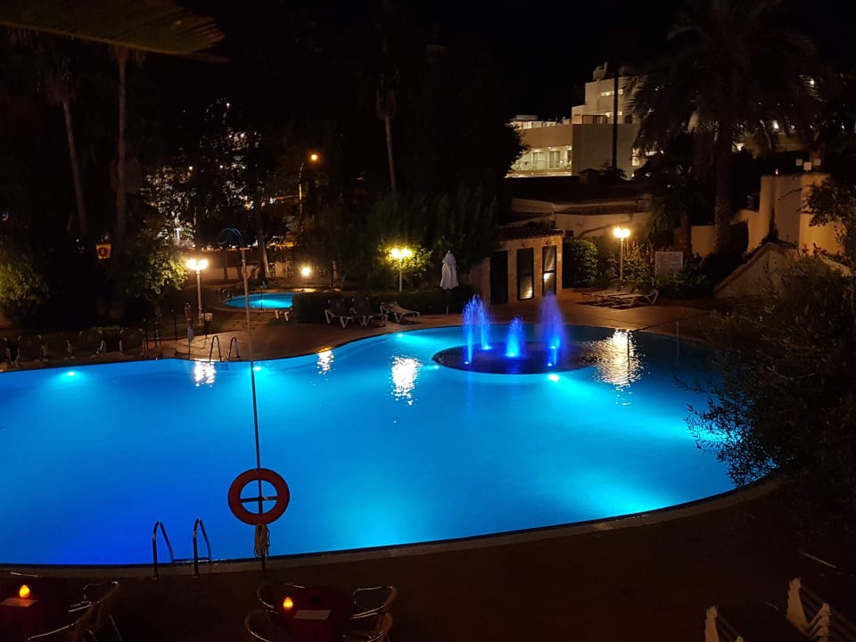 Pool Valentin Grand Park Suite Hotel