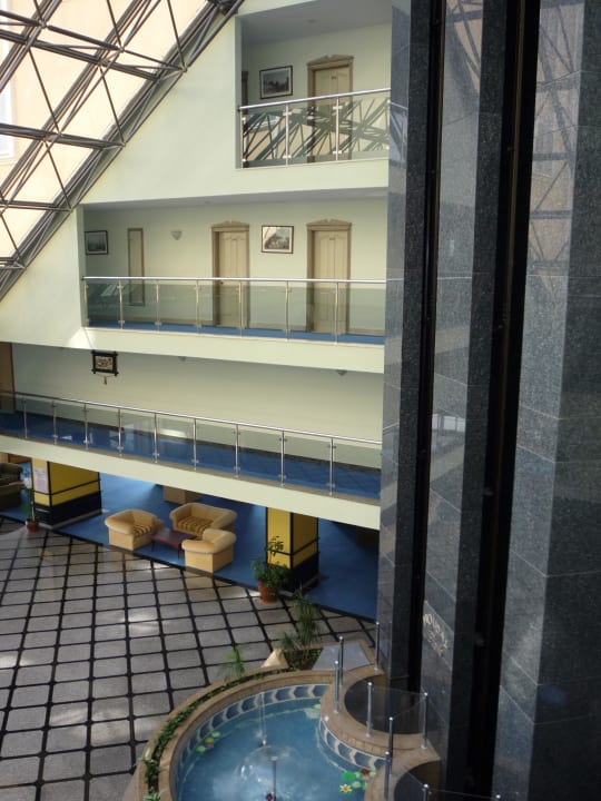 Lobby Holiday Park Resort