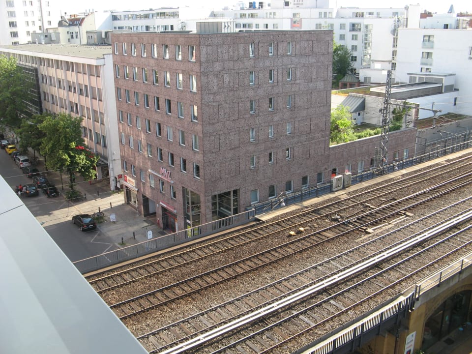 Blick vom Balkon Hampton by Hilton Berlin City West