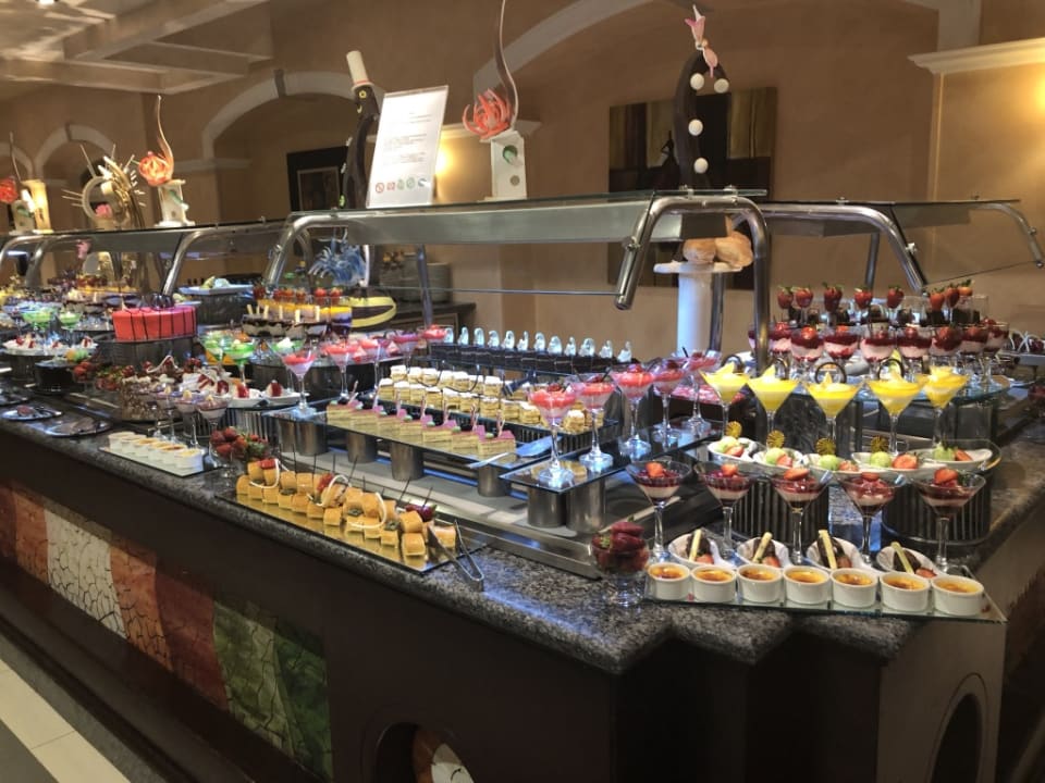 Gastro Premier Le Reve Hotel & Spa