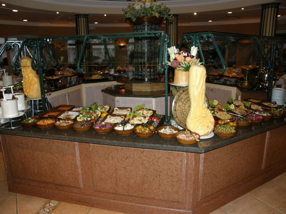 Vor dem grossen Fressen Iberotel Palace