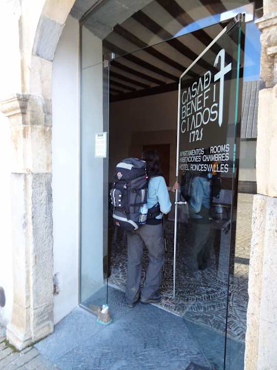 Man beachte den tollen Boden Hotel Roncesvalles