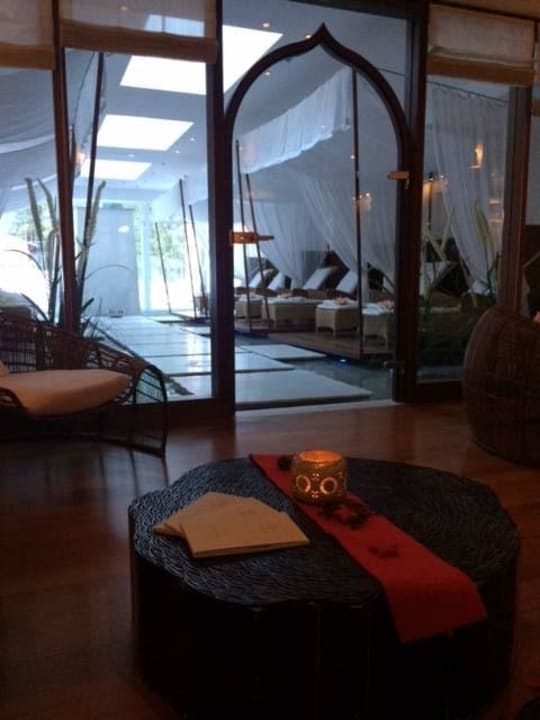 Nach-Ruheraum Spa Wellnesshotel ...liebes Rot-Flüh