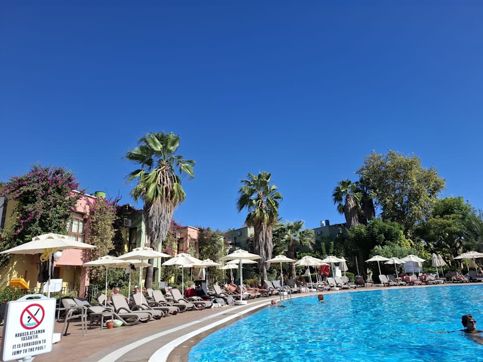 Pool VONRESORT Golden Beach