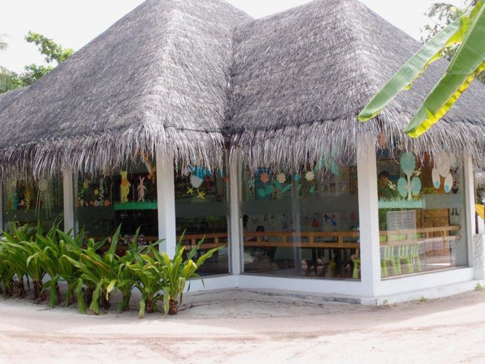 Kidsclub Hideaway Beach Resort & Spa