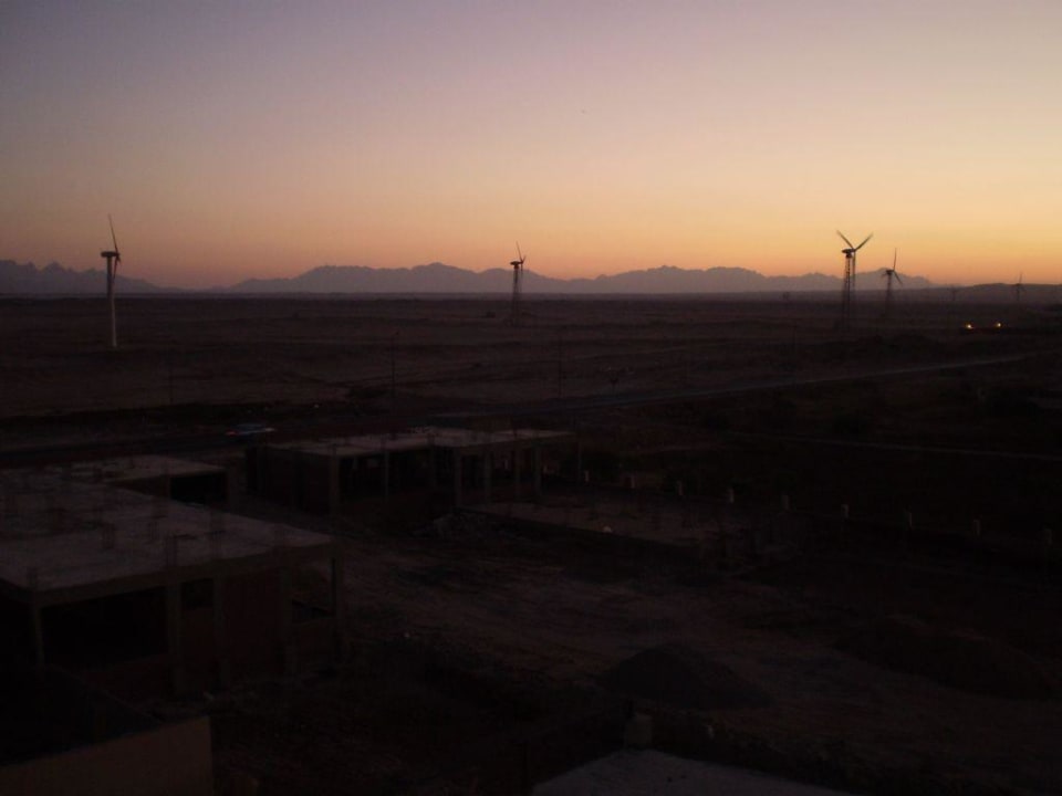 Hinter dem Hotel Golden Beach Resort