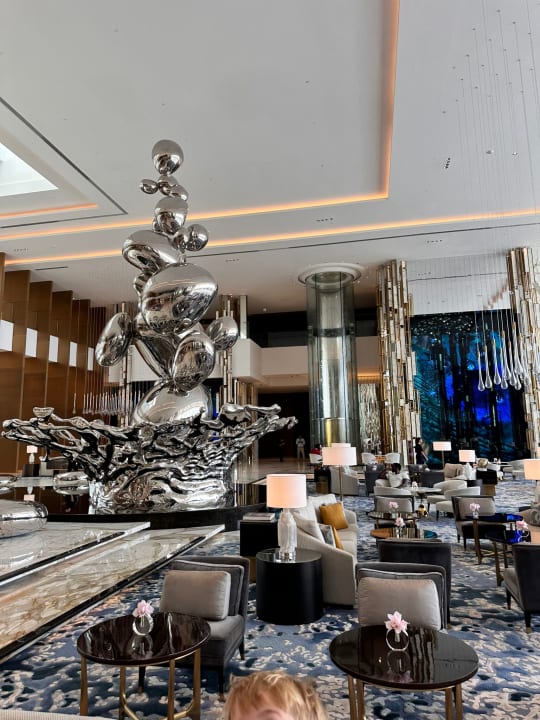 Lobby Atlantis The Royal