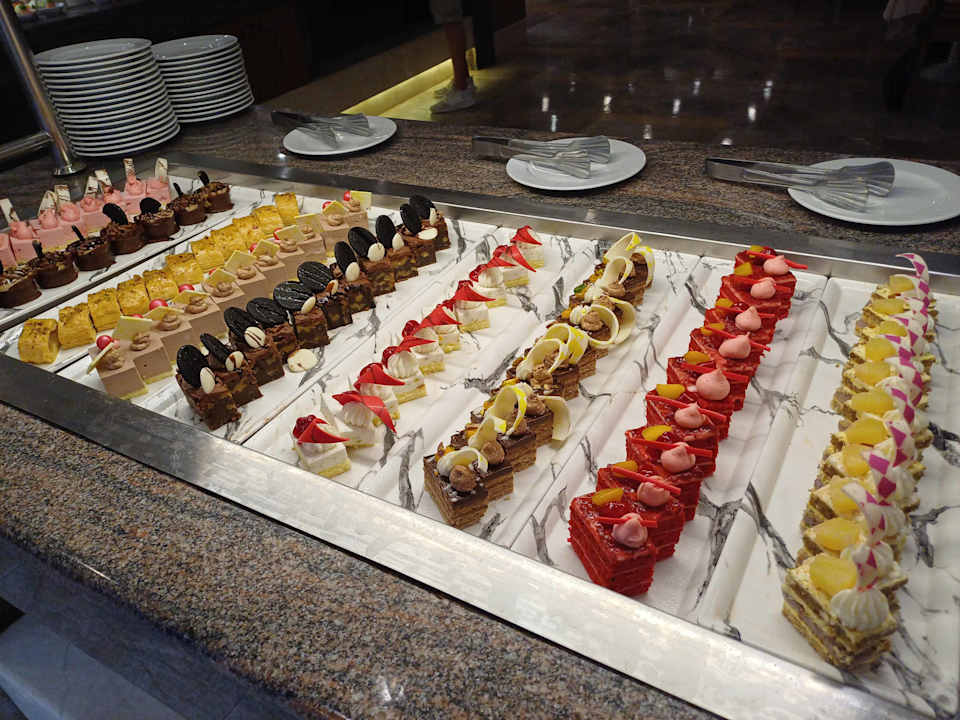 Gastro Serenity Alpha Beach