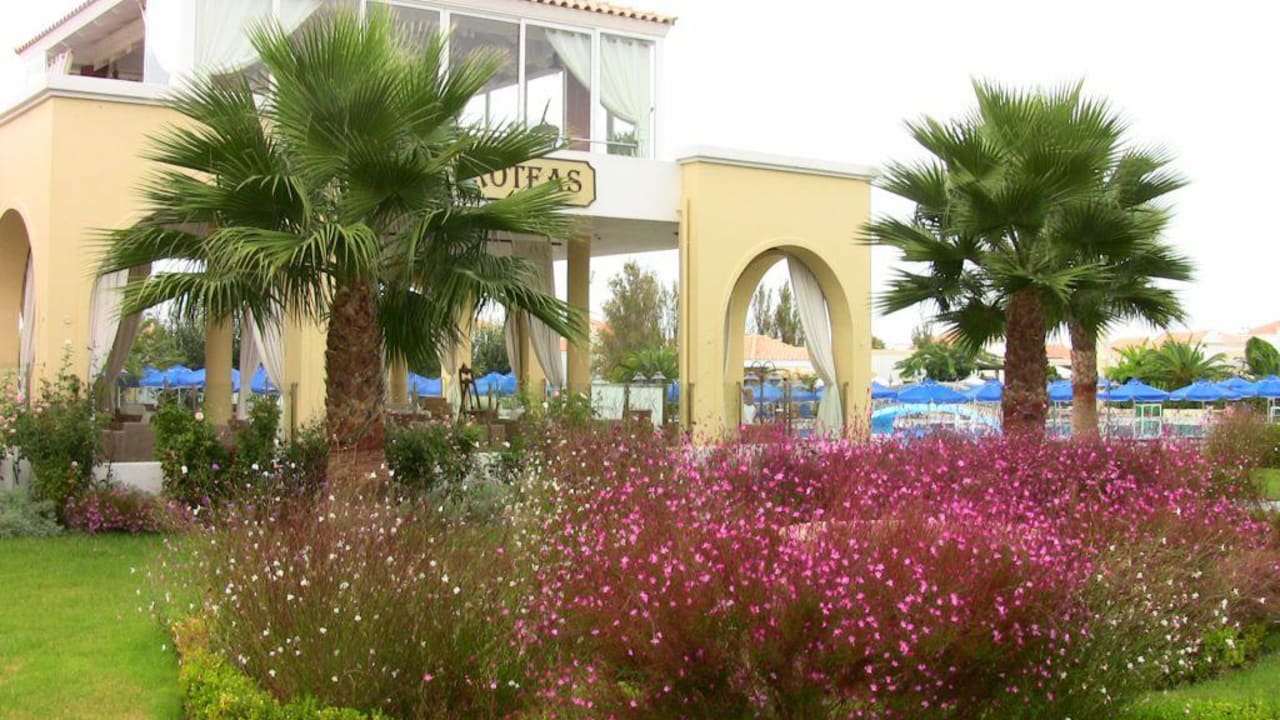 Gartenanlage Neptune Luxury Resort