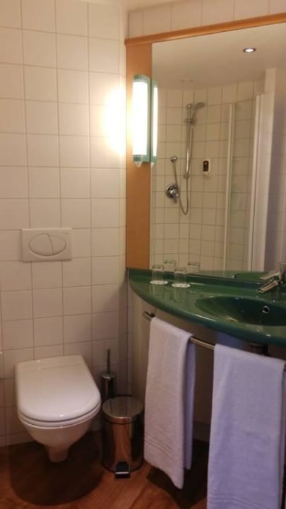 Sanitärbereich ibis Wien City