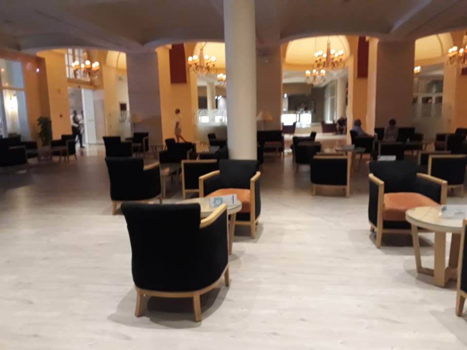 Lobby Iberostar Waves Averroes