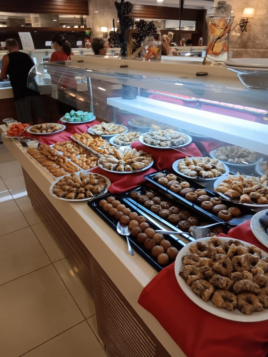 Gastro Side Aluna Hotel