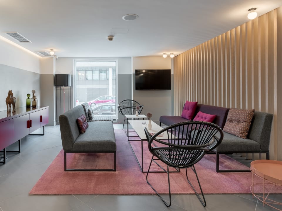 Lobby Premier Inn Wien City Hauptbahnhof