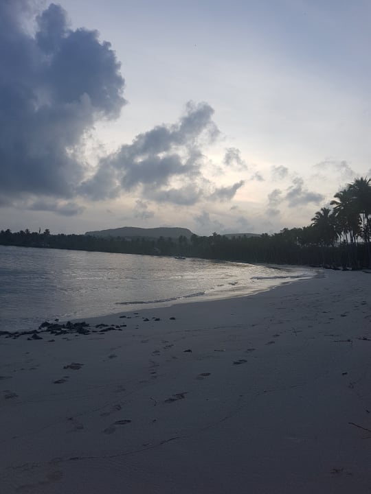 Strand Wyndham Alltra Samana